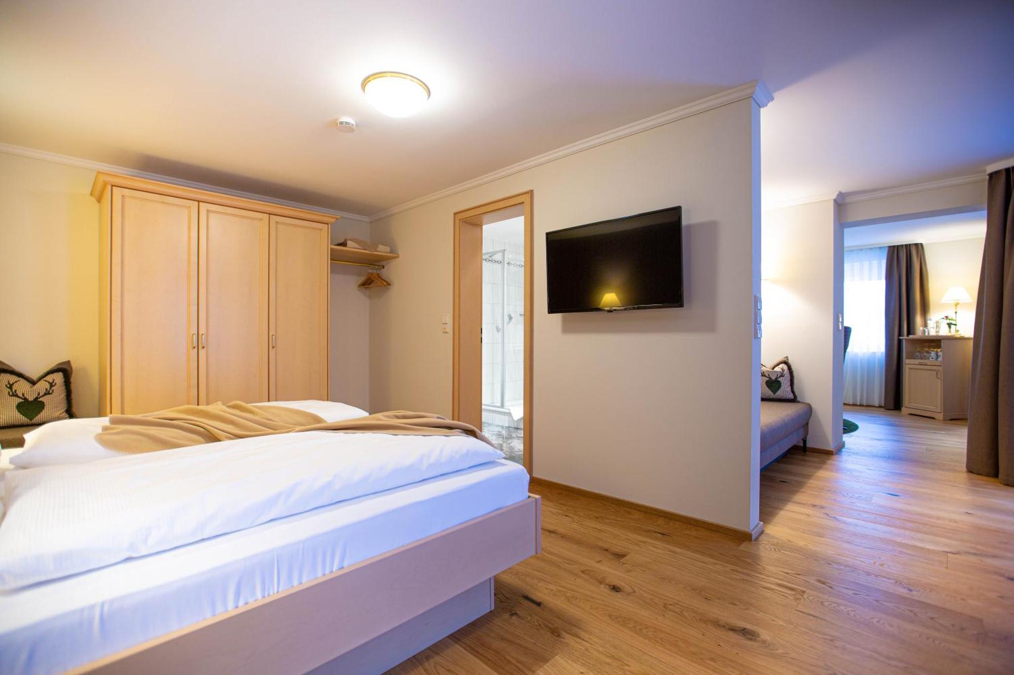Flair Hotel Adlerbad バート・ペーターシュタル・グリースバッハ エクステリア 写真