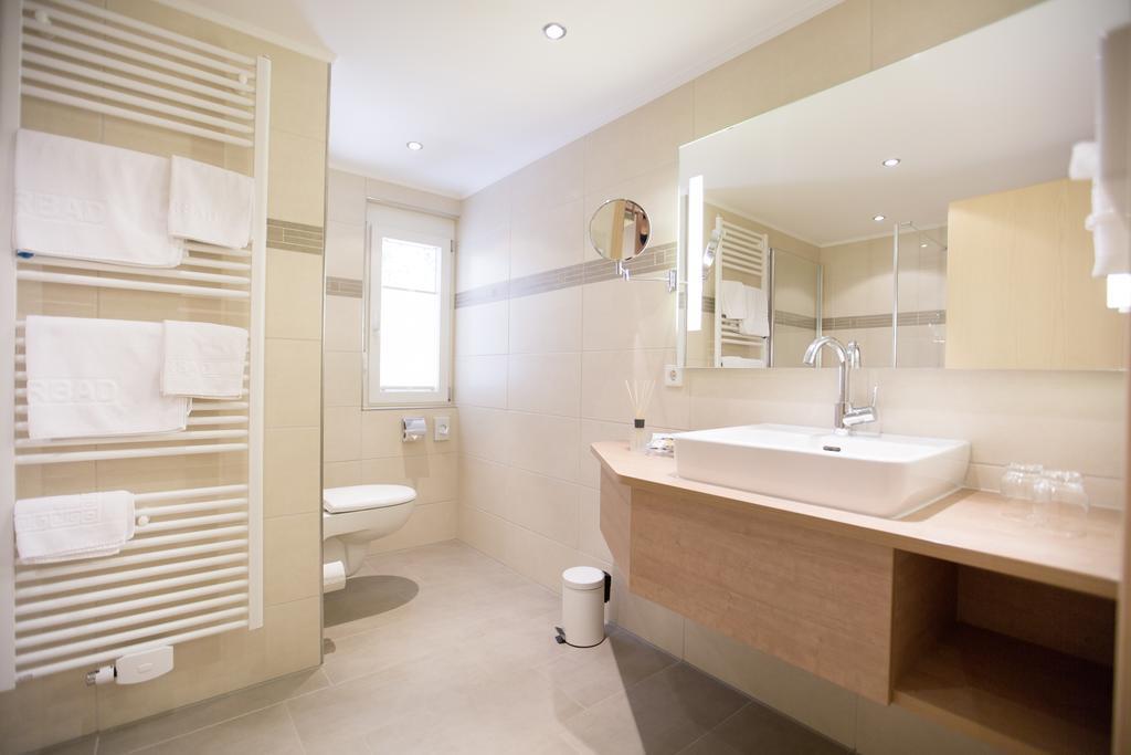 Flair Hotel Adlerbad バート・ペーターシュタル・グリースバッハ エクステリア 写真