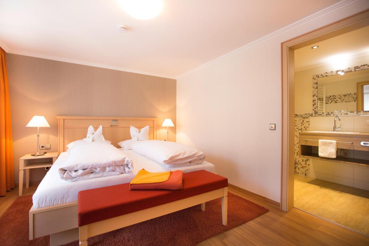 Flair Hotel Adlerbad バート・ペーターシュタル・グリースバッハ エクステリア 写真