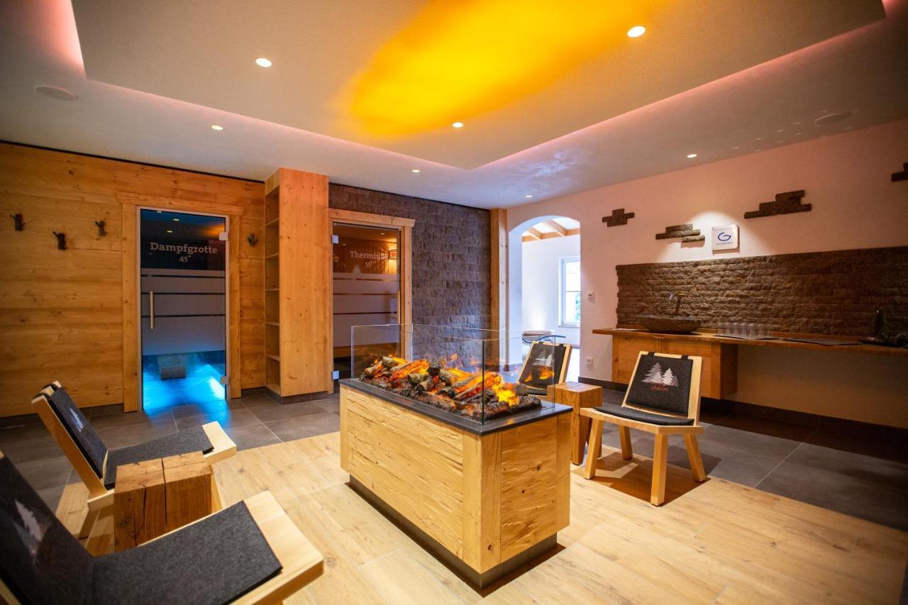 Flair Hotel Adlerbad バート・ペーターシュタル・グリースバッハ エクステリア 写真