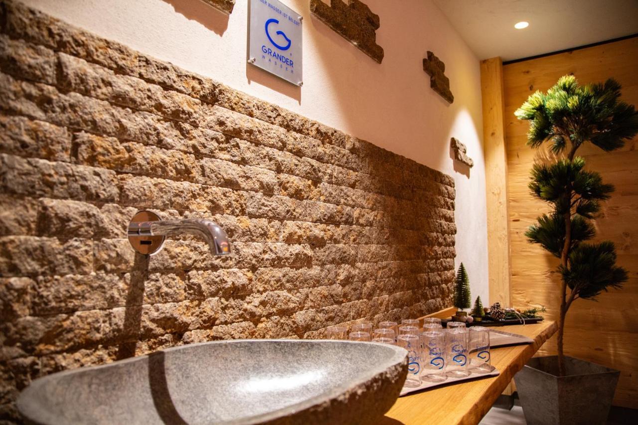 Flair Hotel Adlerbad バート・ペーターシュタル・グリースバッハ エクステリア 写真